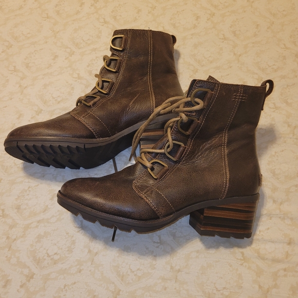 Sorel leather boot size 10 - Picture 6 of 7